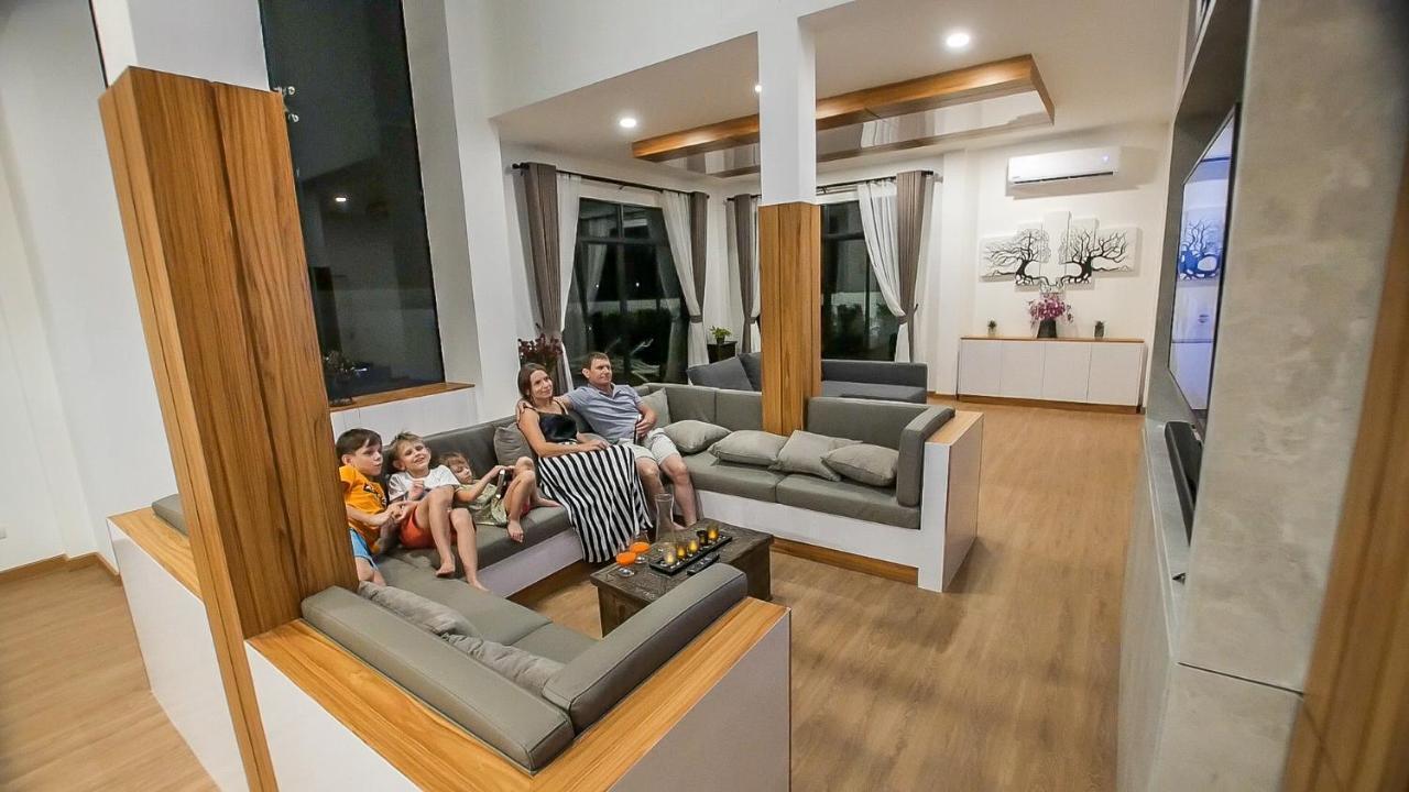 Happy Family Villa Phuket Exterior foto